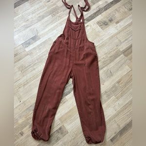 Aerie burnt red overalls, size small.